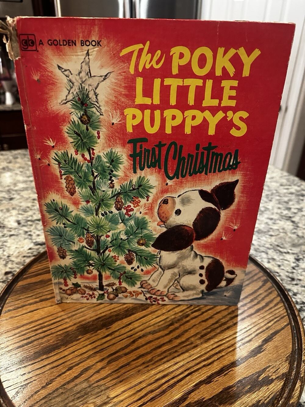 Vintage The Poky Little Puppy’s First Christmas 1973 A Giant Golden Book 1975